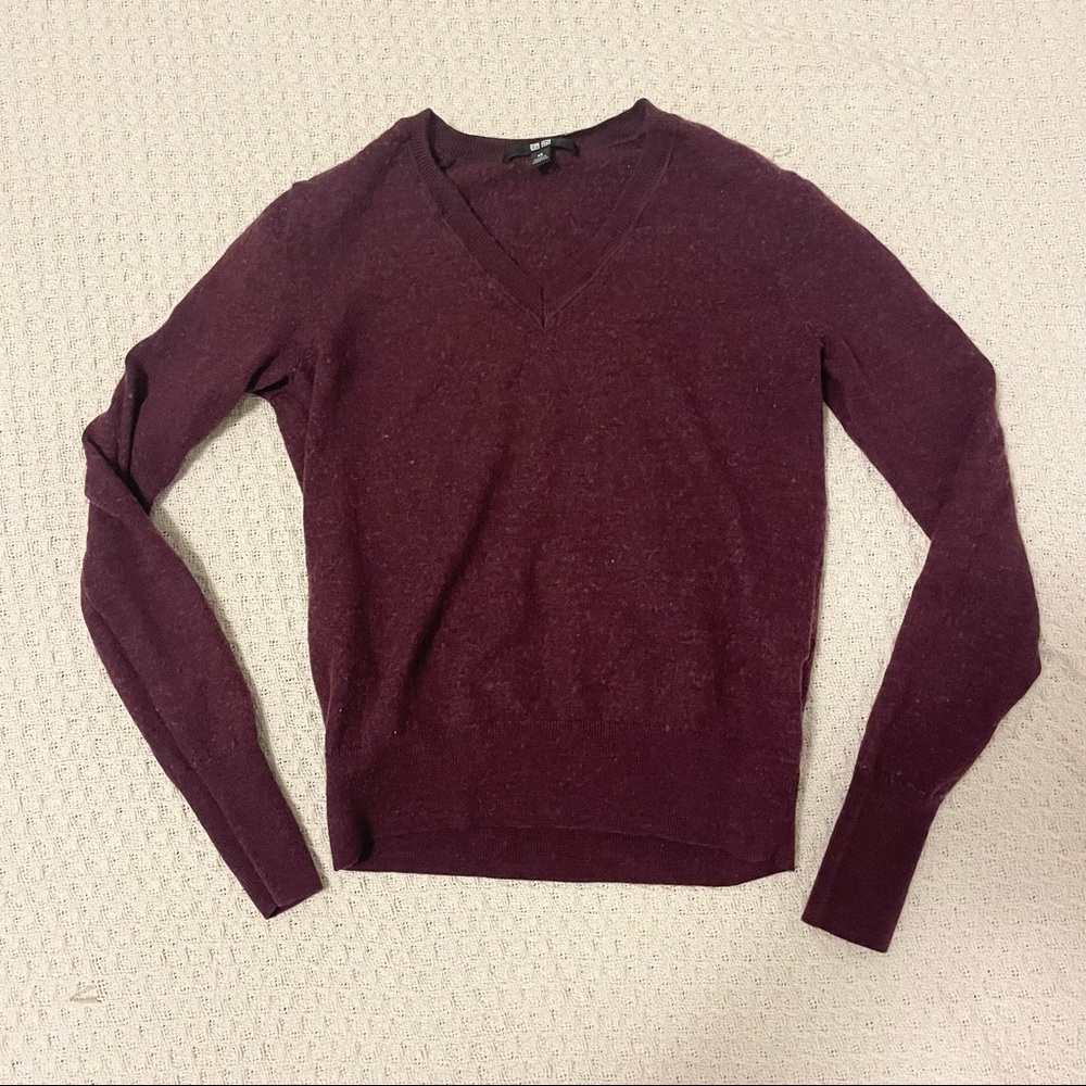 Dark burgundy sweater from Uniqlo (size XS)
